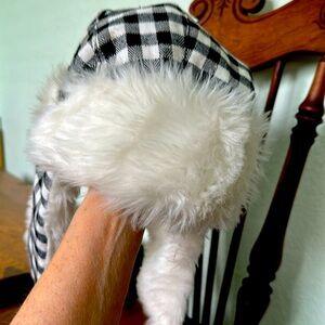 Faux fur houndstooth winter hat. Kids or women!